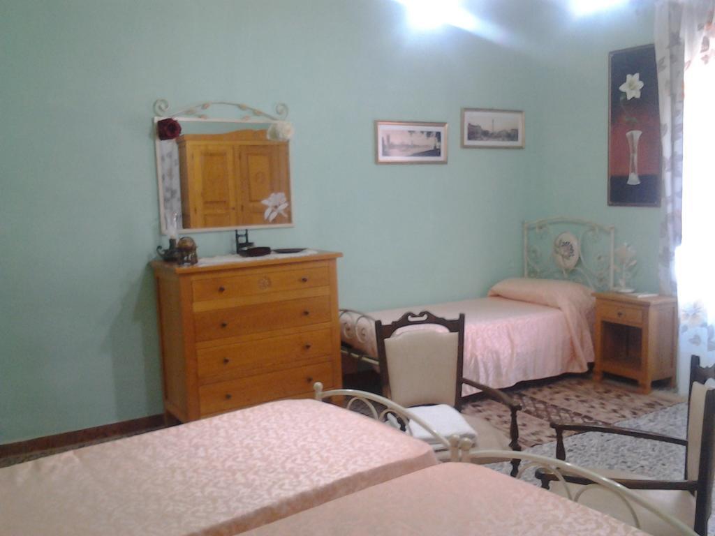 Ballao B&B Su Semucu الغرفة الصورة